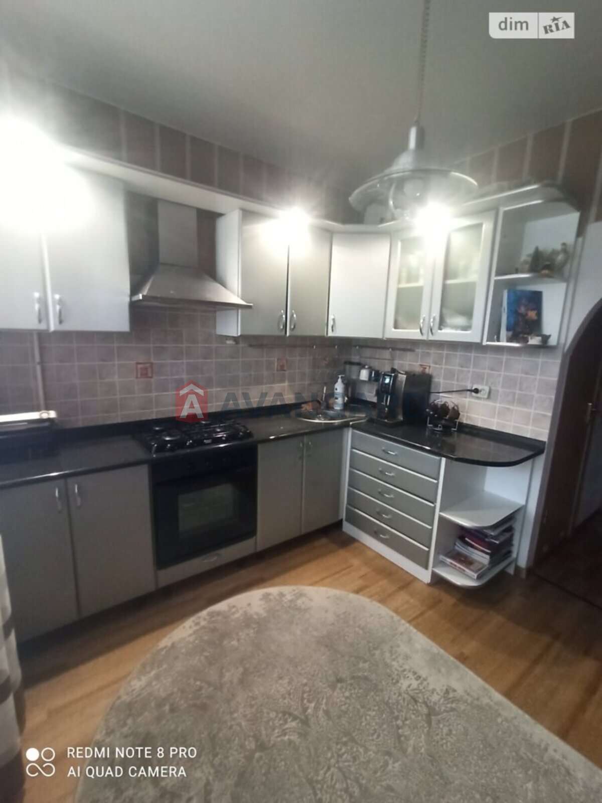 1 ��. ��������, 44/18/9 ��. �., 7/9 ������ ���� 5