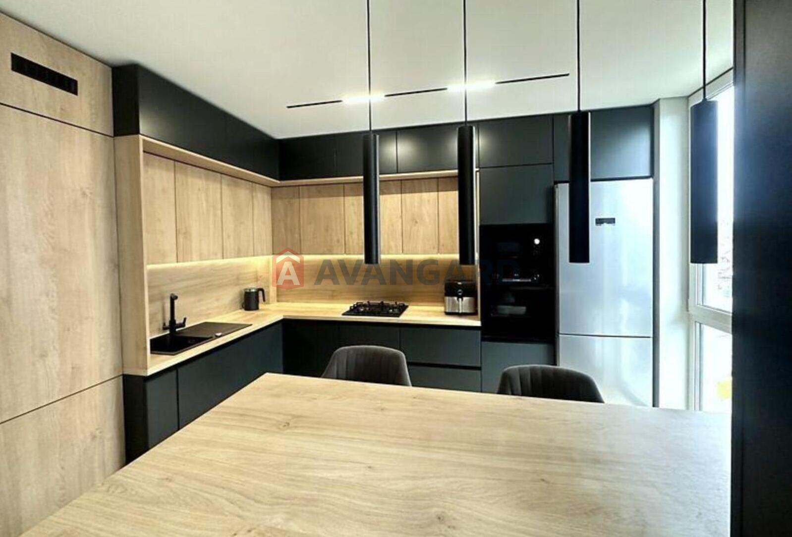 1 ��. ��������, 48/13/22 ��. �., 4/7 ������ ���� 5