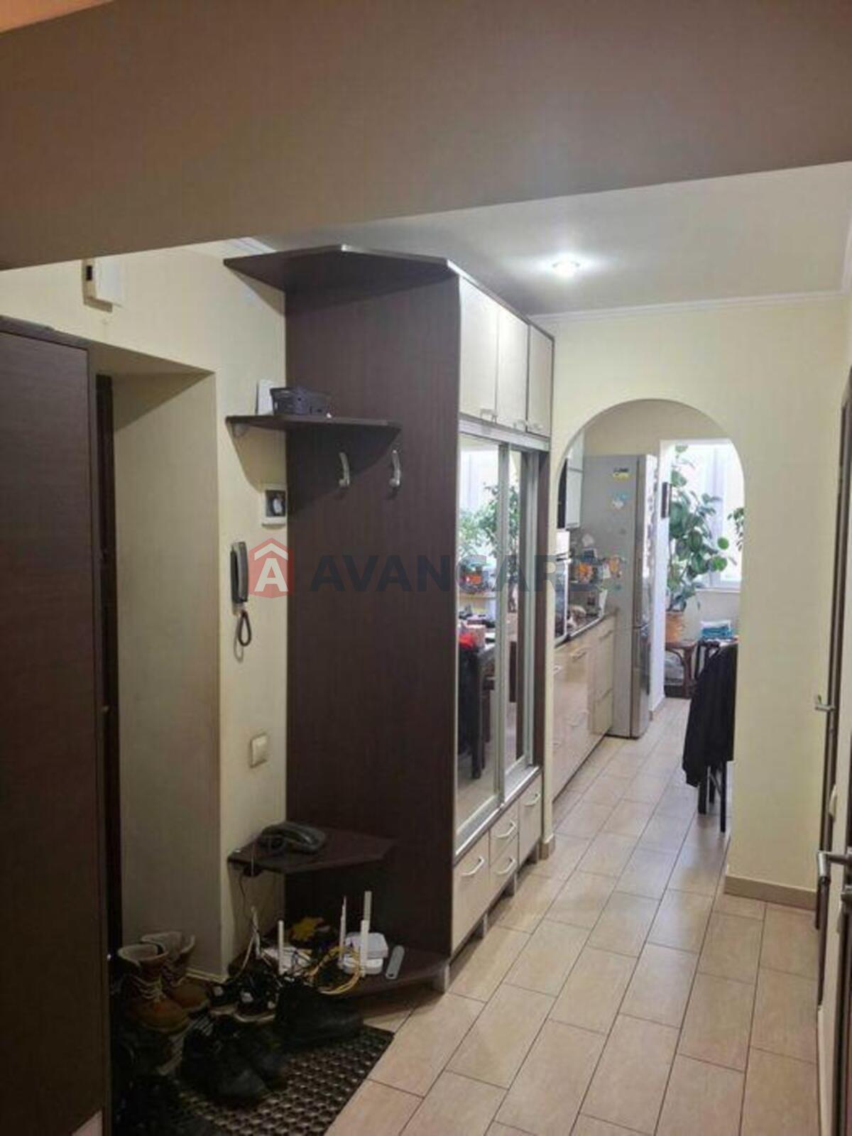 2 ����. ��������, 57/-/9 ��. �., 3/5 ���� ���� 10