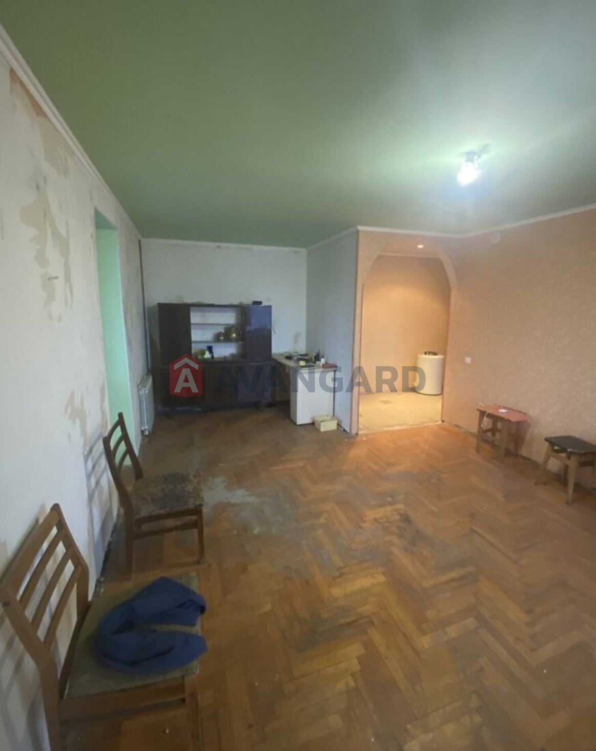 1 ����. ��������, 38/18/7 ��. �., 6/9 ���� ���� 8