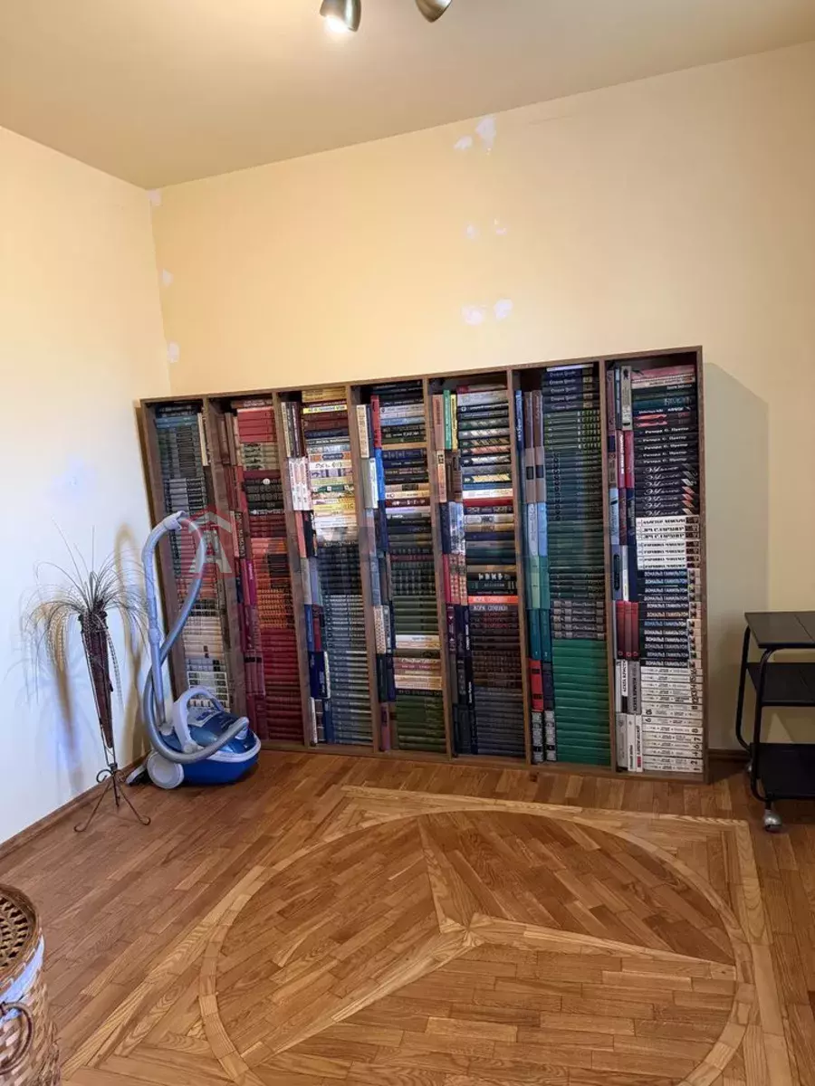 3 ��. ��������, 76/-/20 ��. �., 6/14 ������ ���� 4