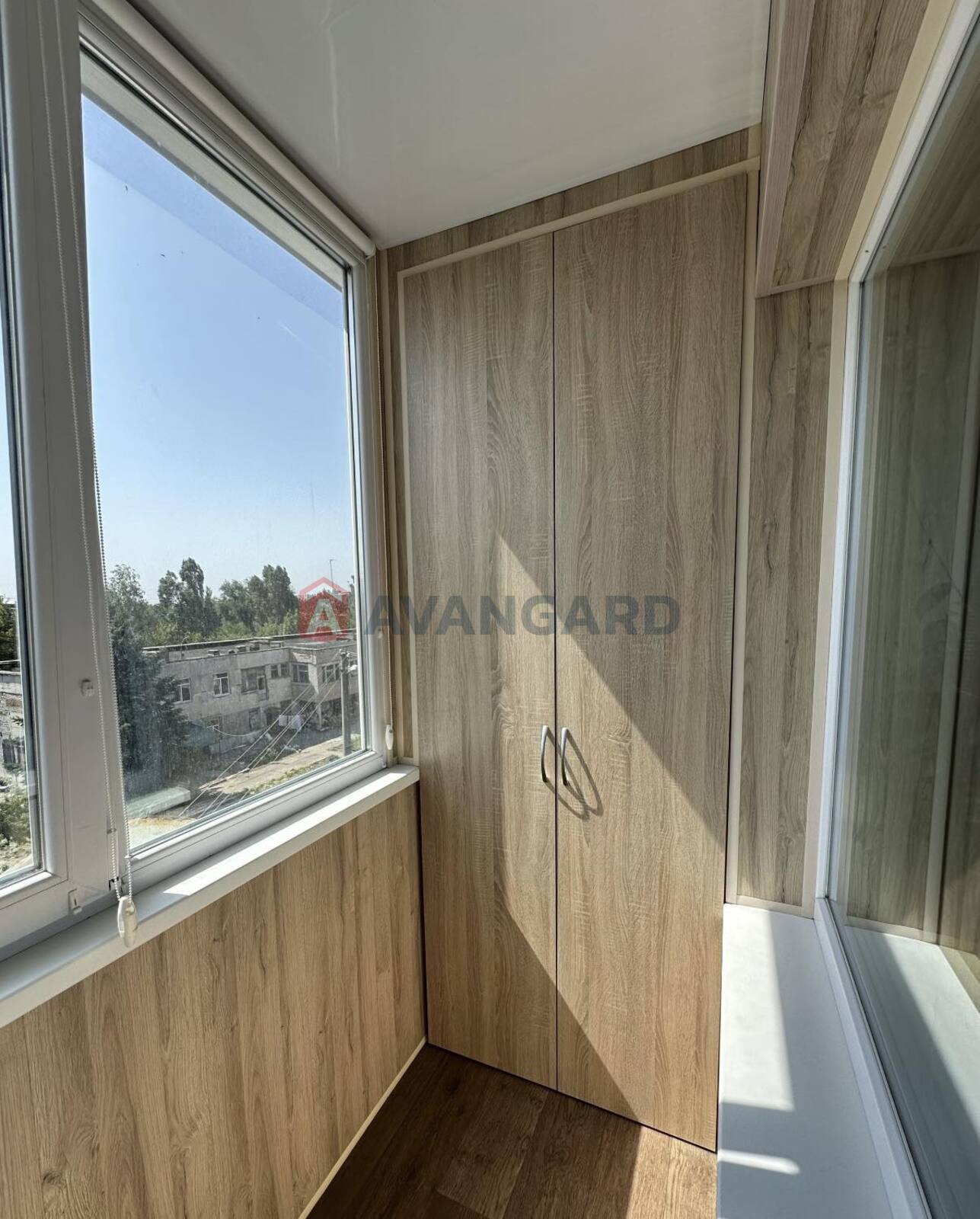 1 . , 52/-/9 . ., 4/9   12