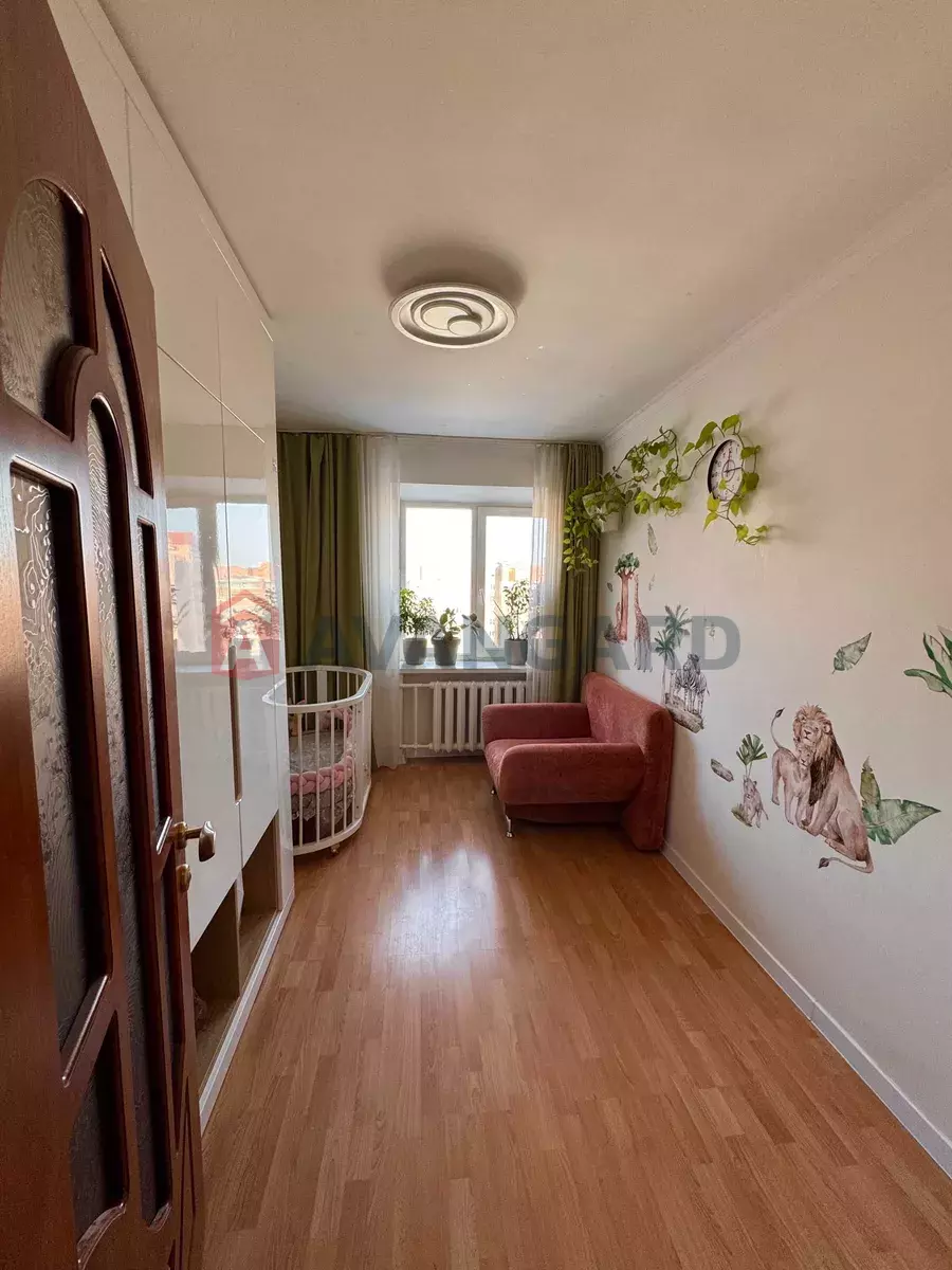 4 ��. ��������, 92/-/12 ��. �., 8/11 ������ ���� 7