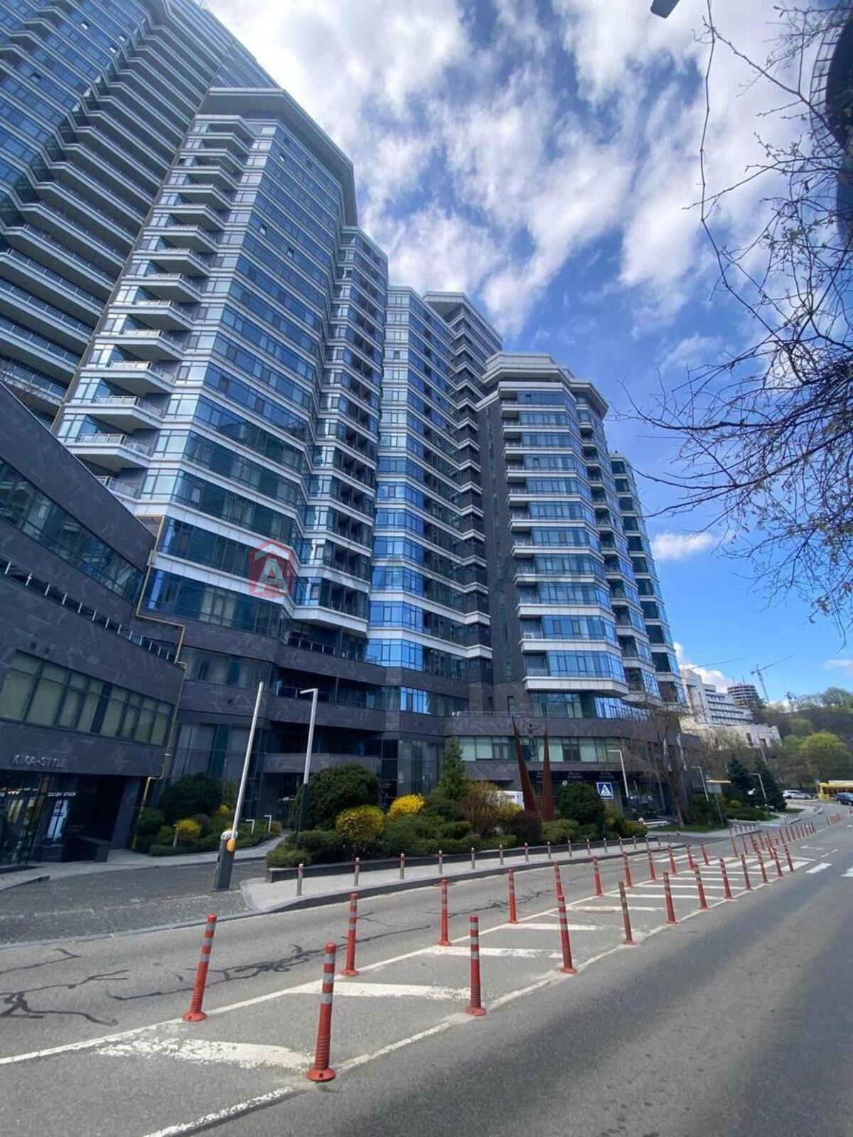 2 ��. ��������, 130/130/- ��. �., 15/28 ������ ���� 3