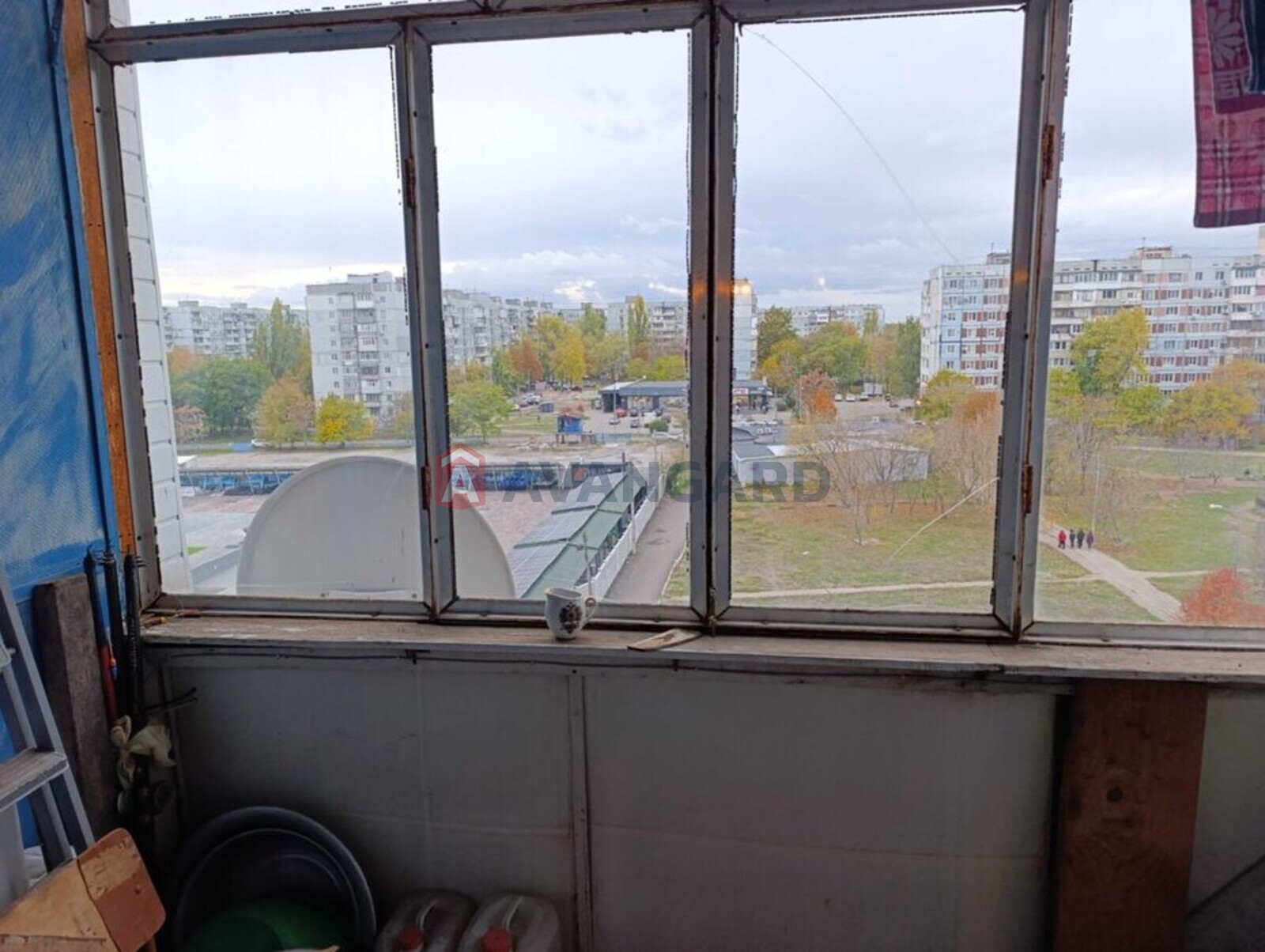 3 ��. ��������, 63/-/8 ��. �., 7/9 ������ ���� 24