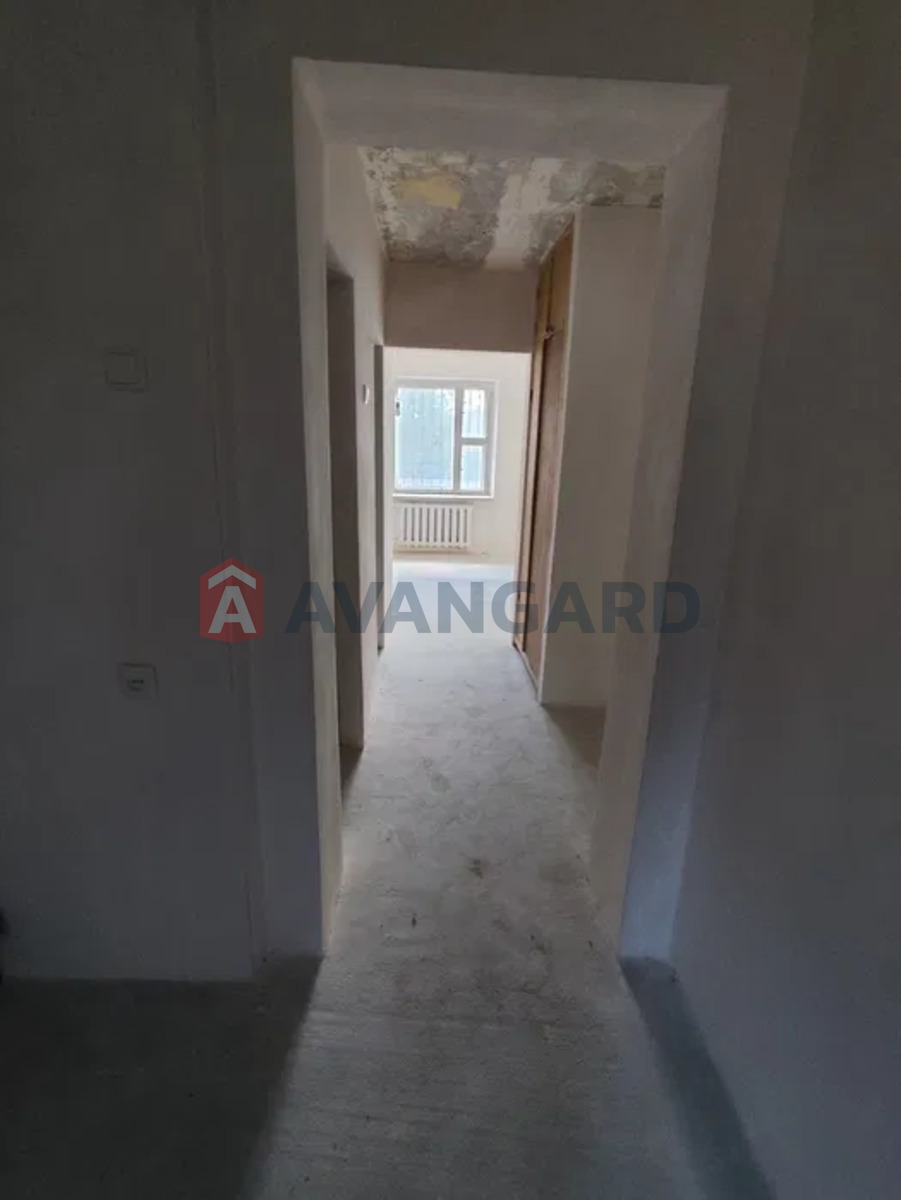 3 ��. ��������, 65/-/8 ��. �., 2/9 ������ ���� 7