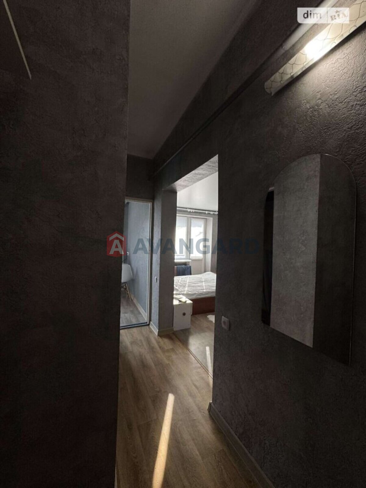 1 ����. ��������, 28/16/5 ��. �., 2/2 ���� ���� 4