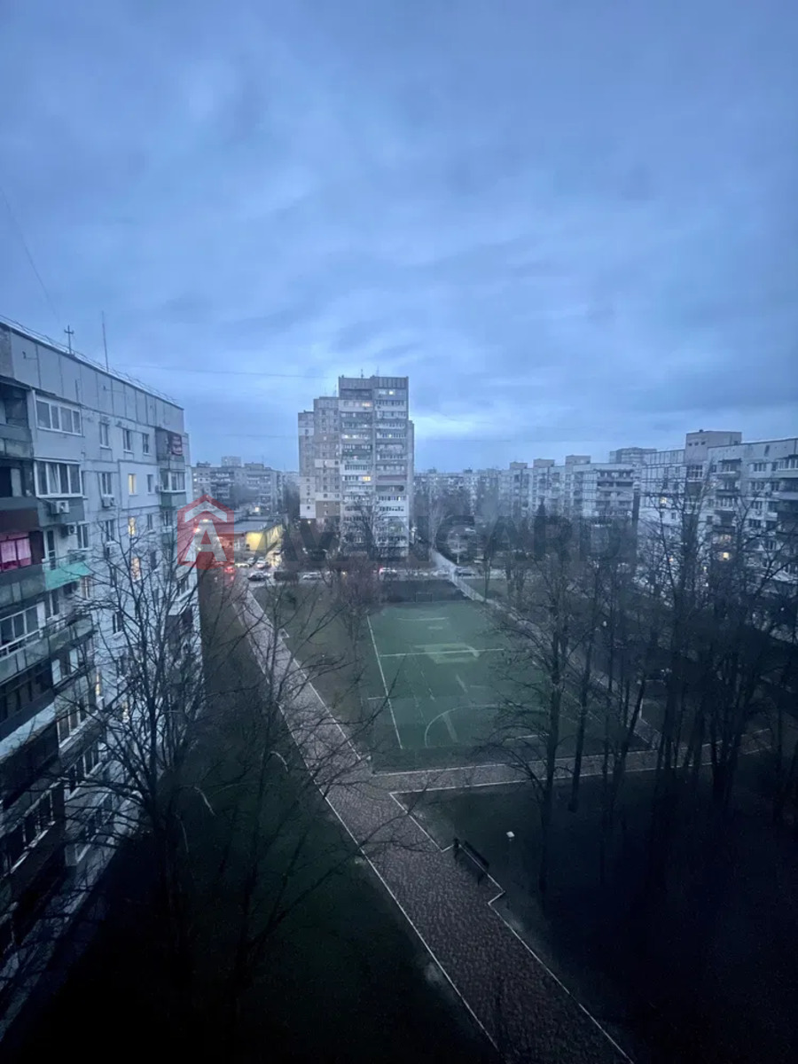 3 . , 69/37/7 . ., 8/9   4