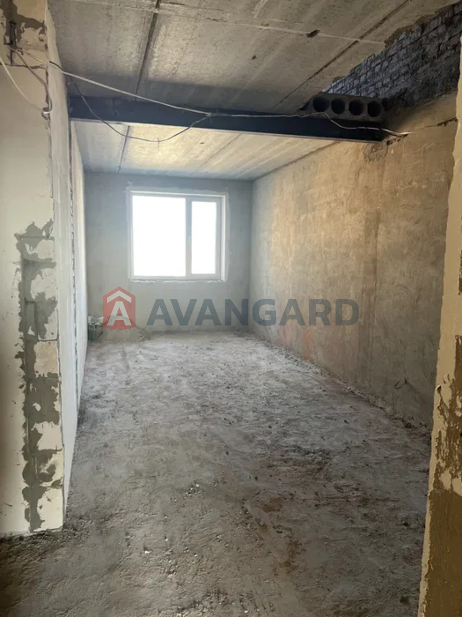 3 ��. ��������, 115/-/16 ��. �., 9/10 ������ ���� 21