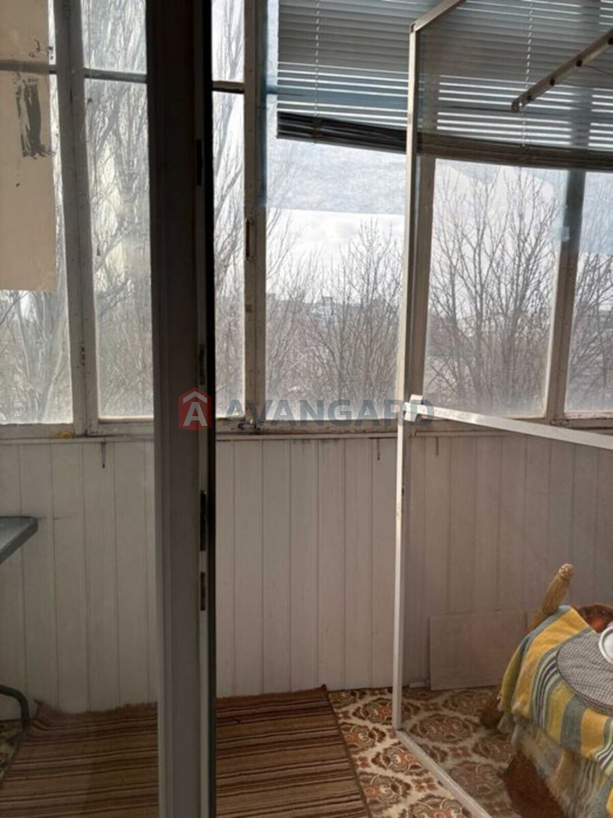 1 ��. ��������, 40/-/8 ��. �., 5/9 ������ ���� 9