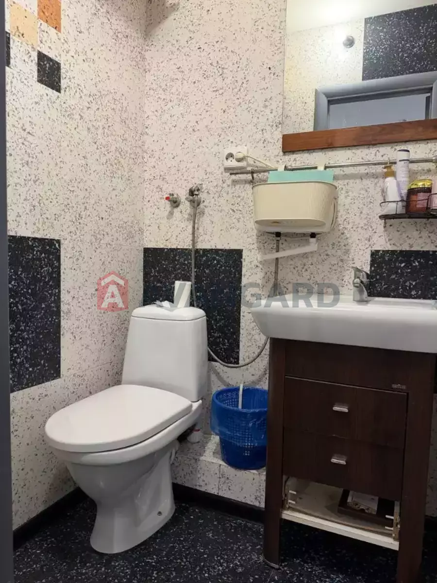 1 ��. ��������, 33/19/- ��. �., 1/5 ������ ���� 10