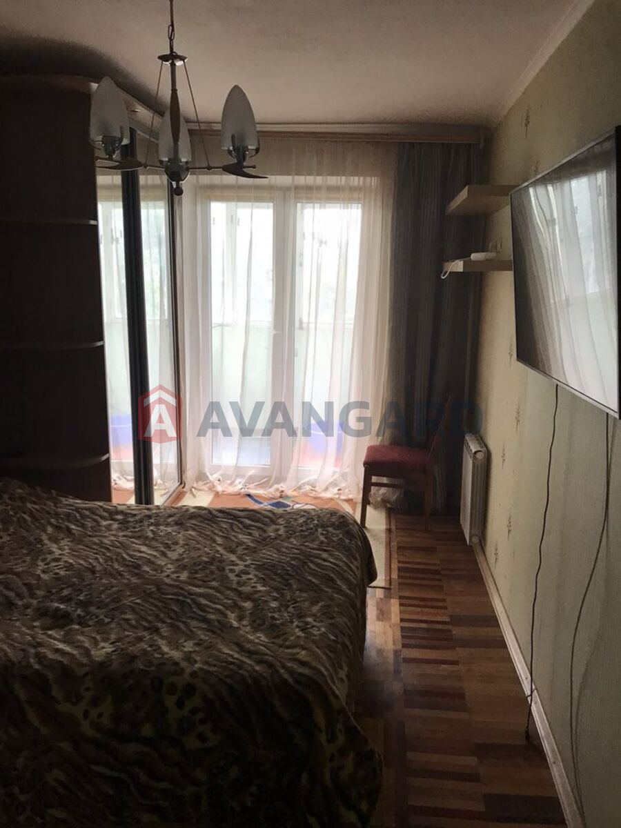 3 ����. ��������, 63/-/9 ��. �., 3/9 ���� ���� 11