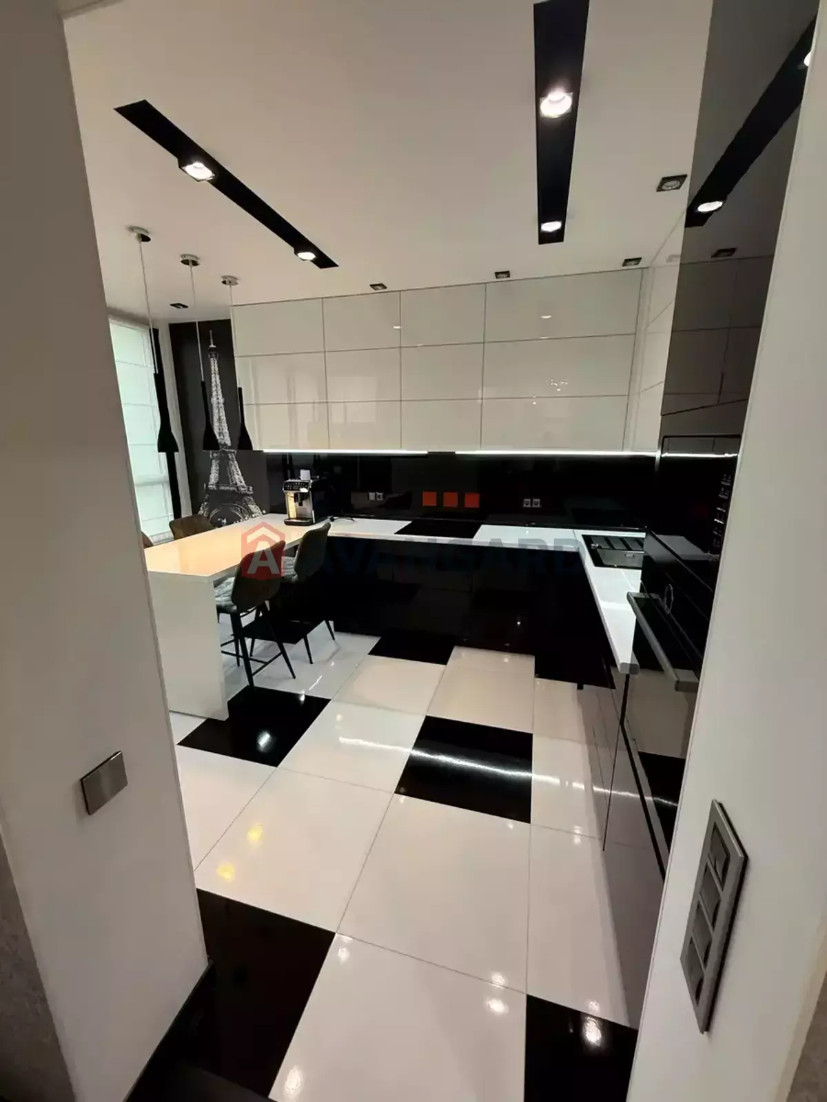 3 ��. ��������, 94/78/14 ��. �., 10/24 ������ ���� 3