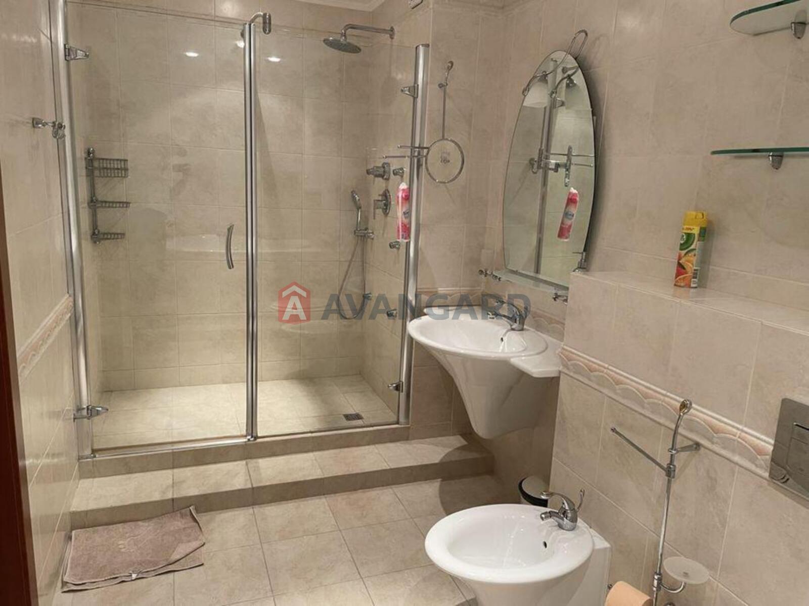 3 ��. ��������, 130/-/15 ��. �., 9/23 ������ ���� 3