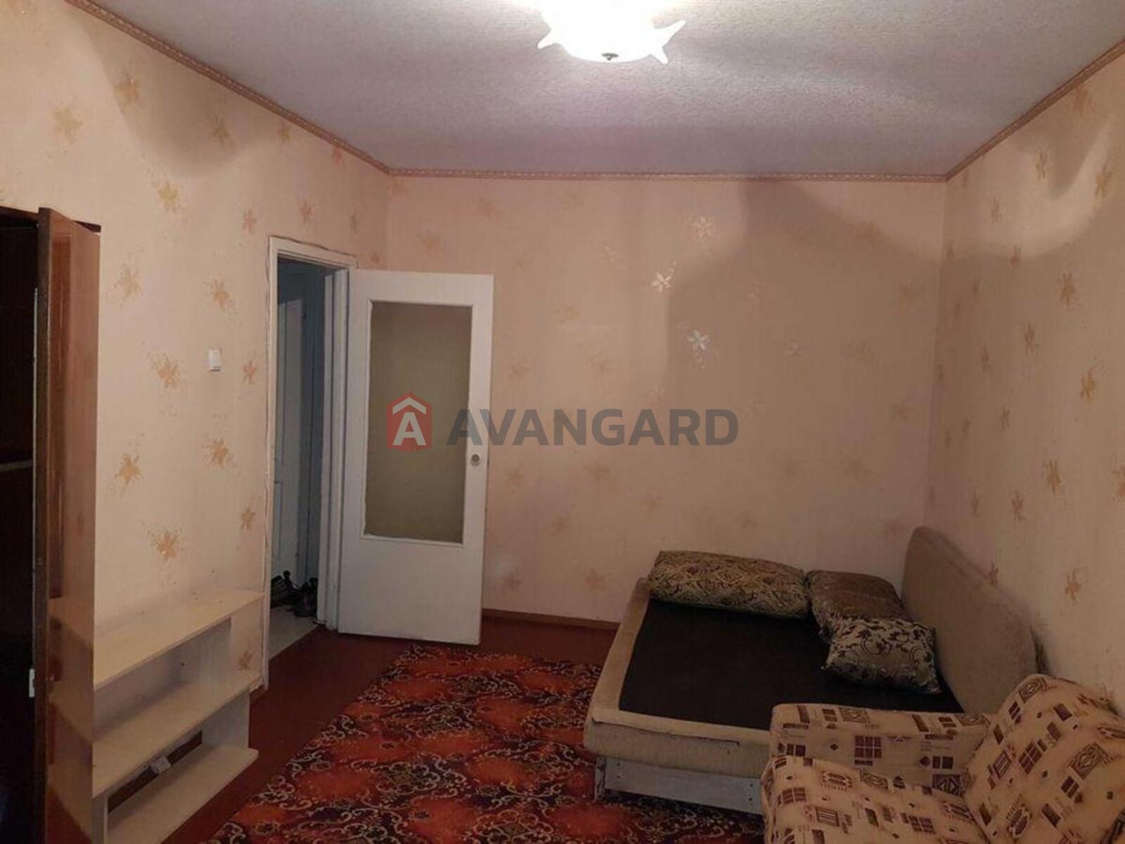 1 ��. ��������, 36/-/8 ��. �., 10/22 ������ ���� 1