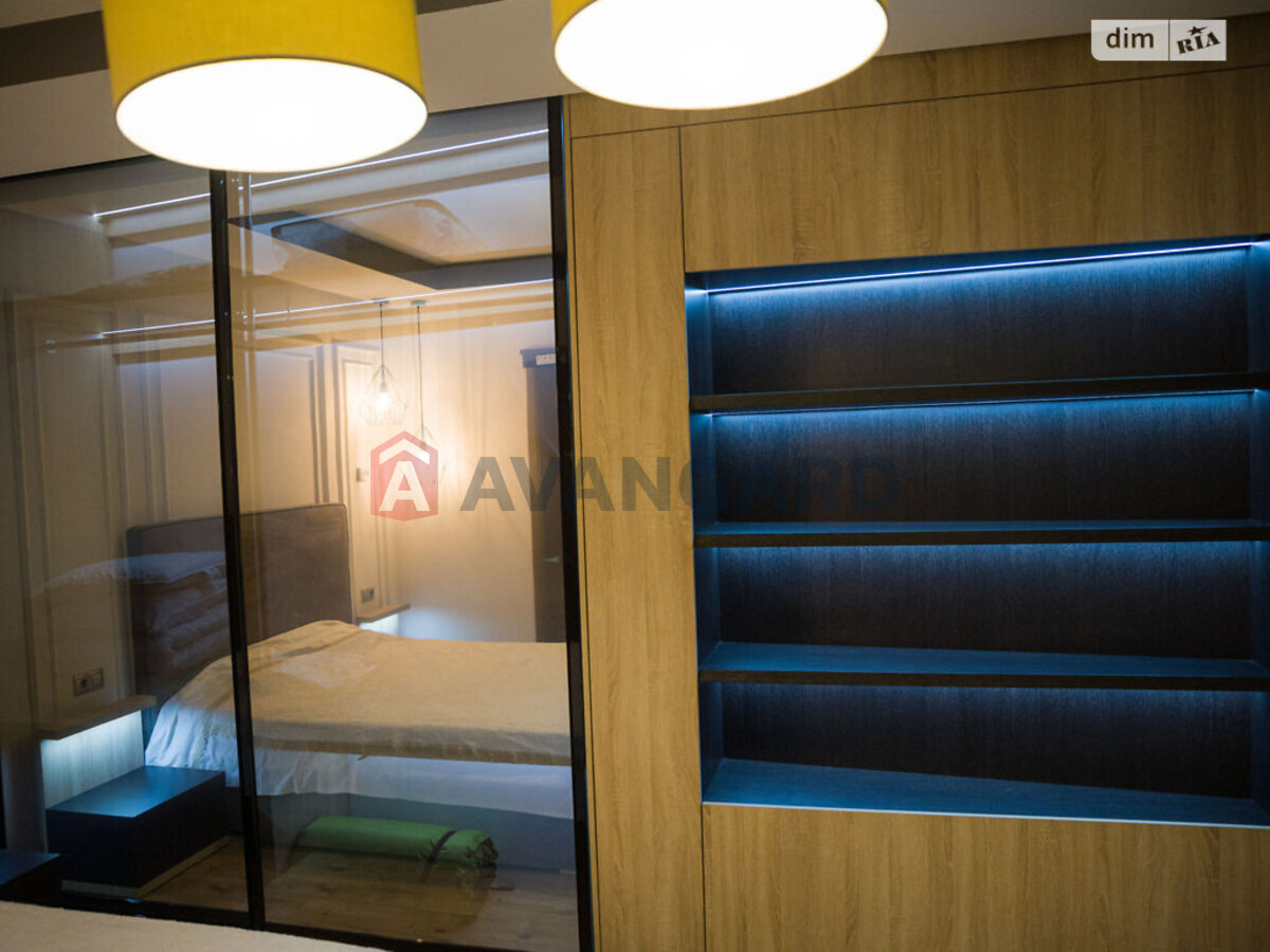 1 ��. ��������, 46/20/14 ��. �., 15/16 ������ ���� 17