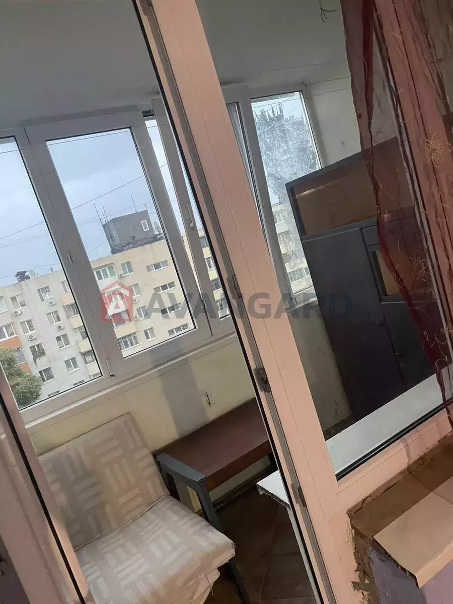 3 ��. ��������, 57/-/7 ��. �., 9/9 ������ ���� 2