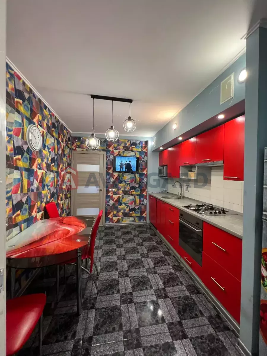 3 ��. ��������, 65/-/- ��. �., 1/9 ������ ���� 8