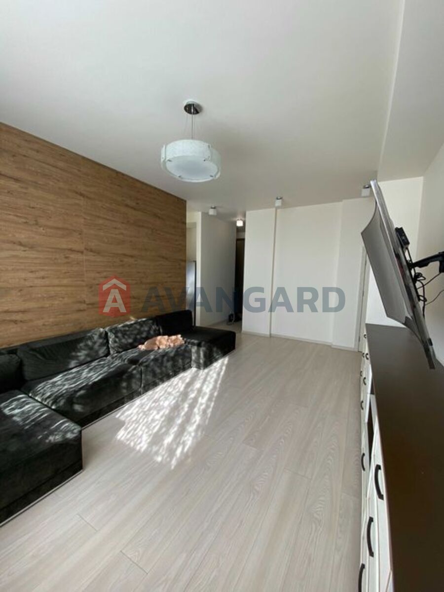 3 ����. ��������, 92/60/16 ��. �., 18/22 ���� ���� 4