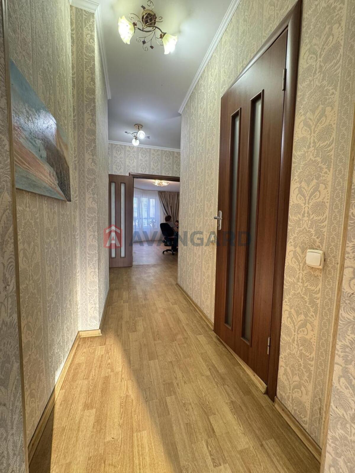 3 ����. ��������, 92/57/15 ��. �., 12/28 ���� ���� 11