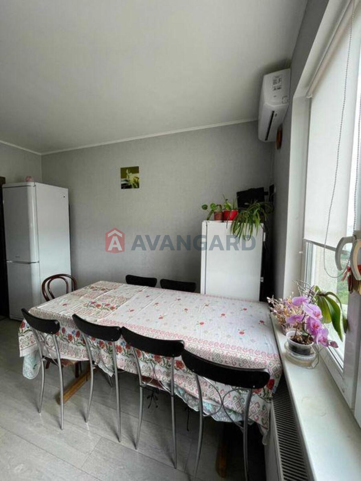 2 ��. ��������, 69/-/17 ��. �., 25/25 ������ ���� 11