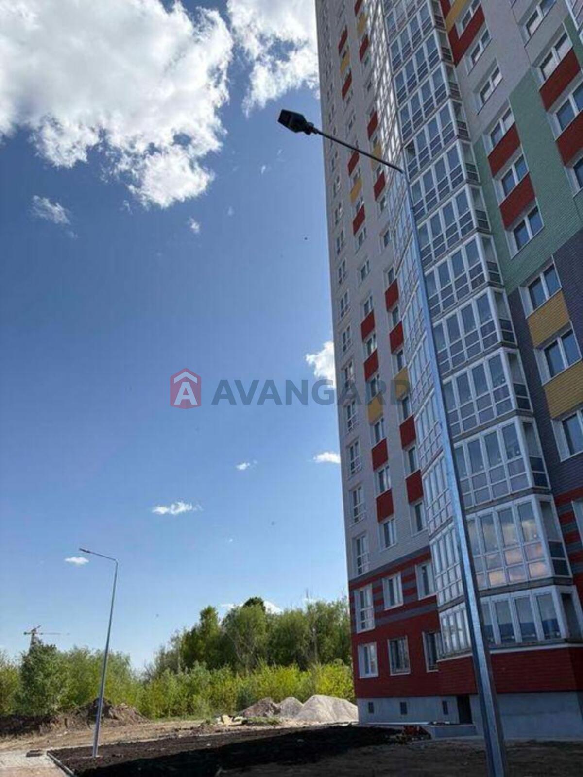 1 ��. ��������, 37/-/12 ��. �., 3/25 ������ ���� 10