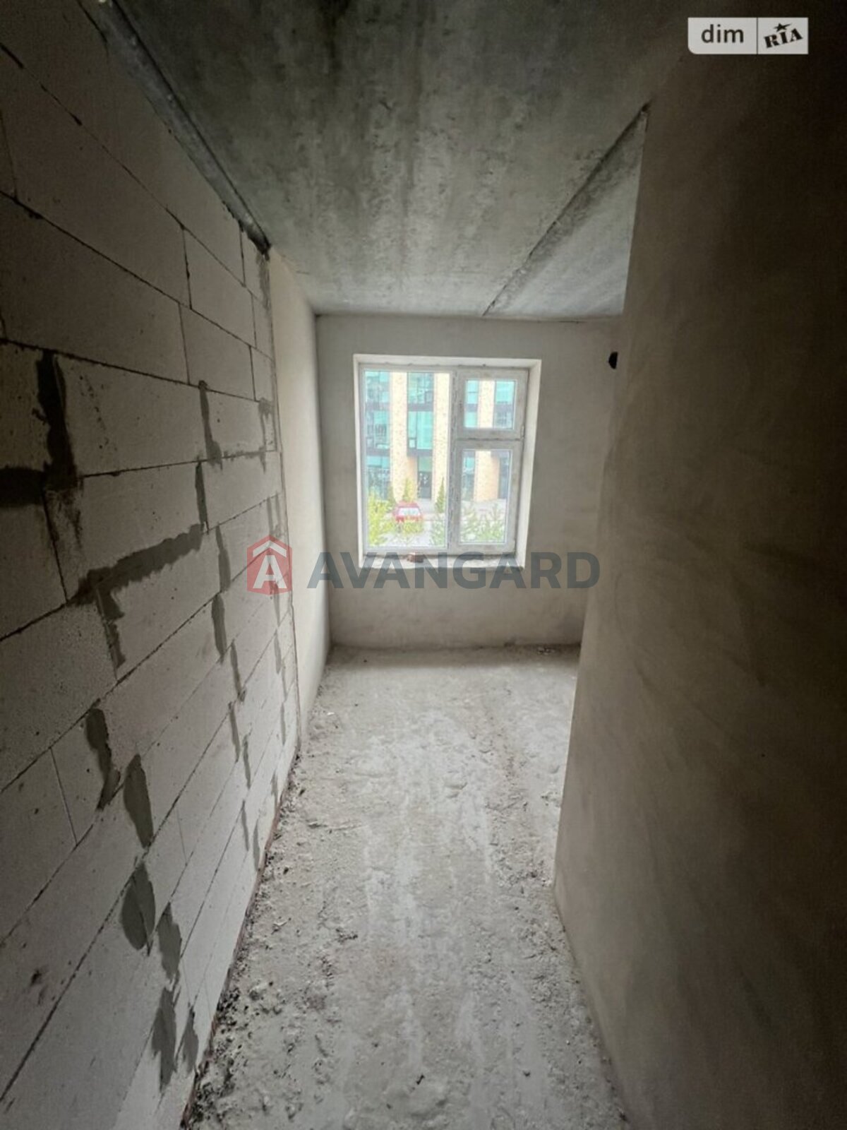 1 ��. ��������, 37/37/8 ��. �., 1/9 ������ ���� 10