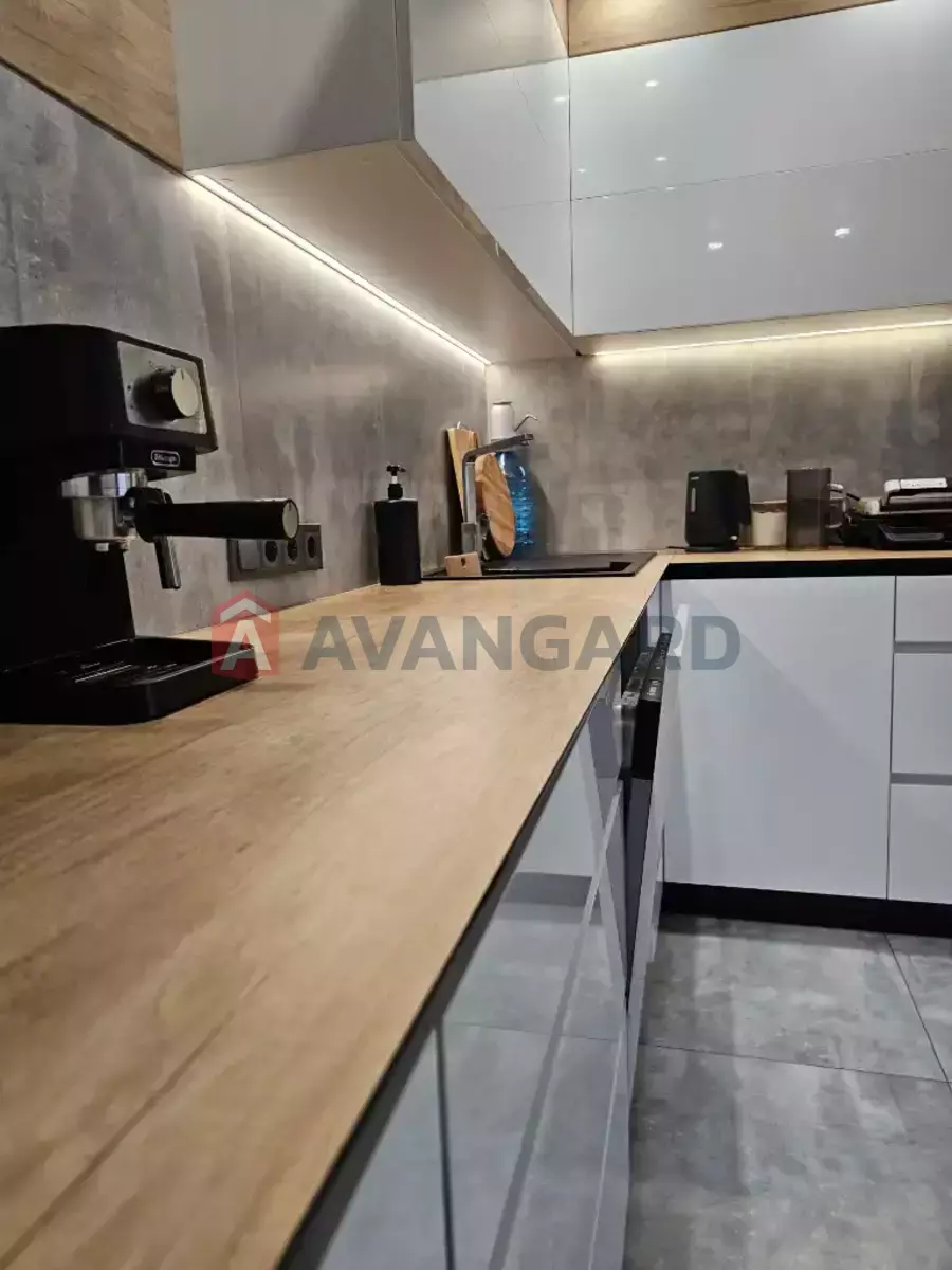 2 ��. ��������, 95/-/- ��. �., 9/11 ������ ���� 27