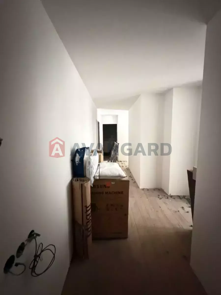 3 ��. ��������, 77/55/18 ��. �., 10/15 ������ ���� 9