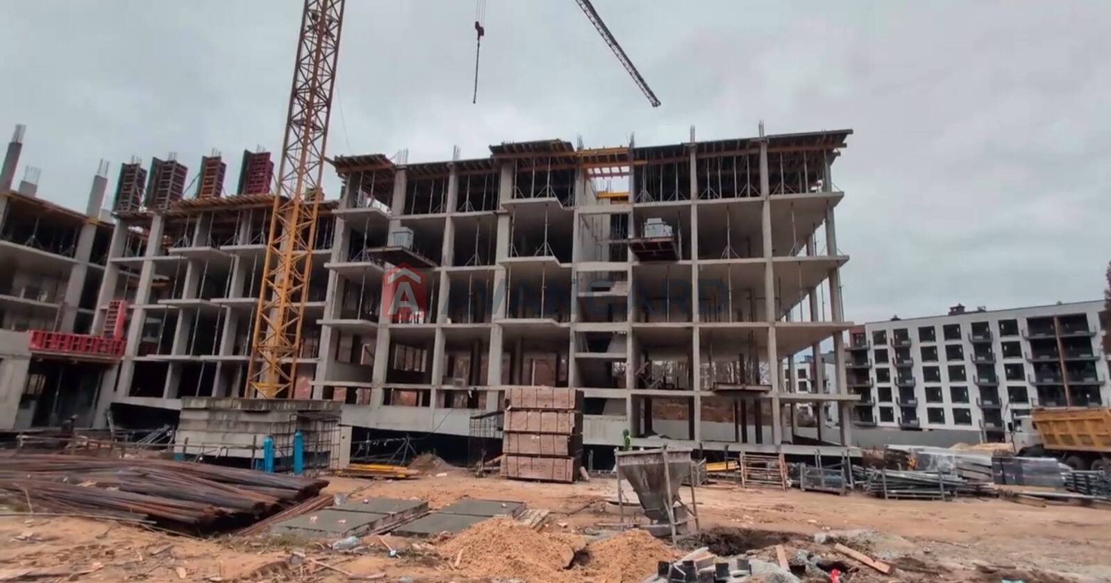 3 . , 76.3/42.2/15.4 . ., 2/5   20