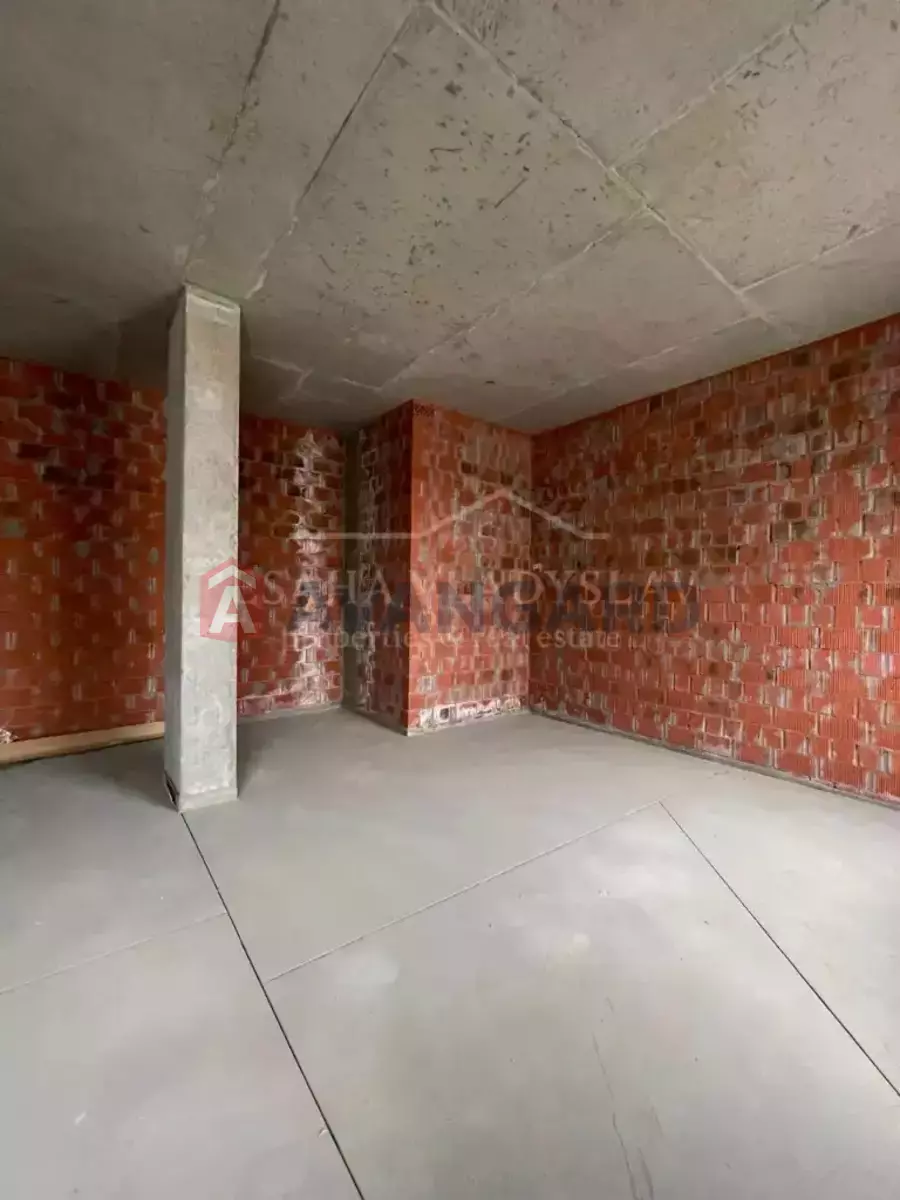 2 ��. ��������, 65/-/- ��. �., 5/12 ������ ���� 3