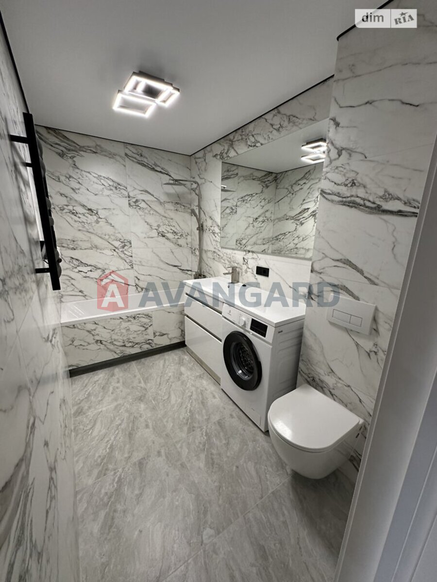 1 ��. ��������, 44/-/18 ��. �., 9/9 ������ ���� 13