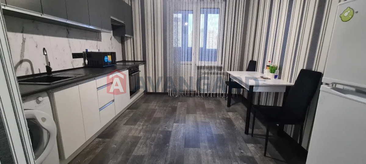 1 ��. ��������, 41/-/11 ��. �., 14/25 ������ ���� 1