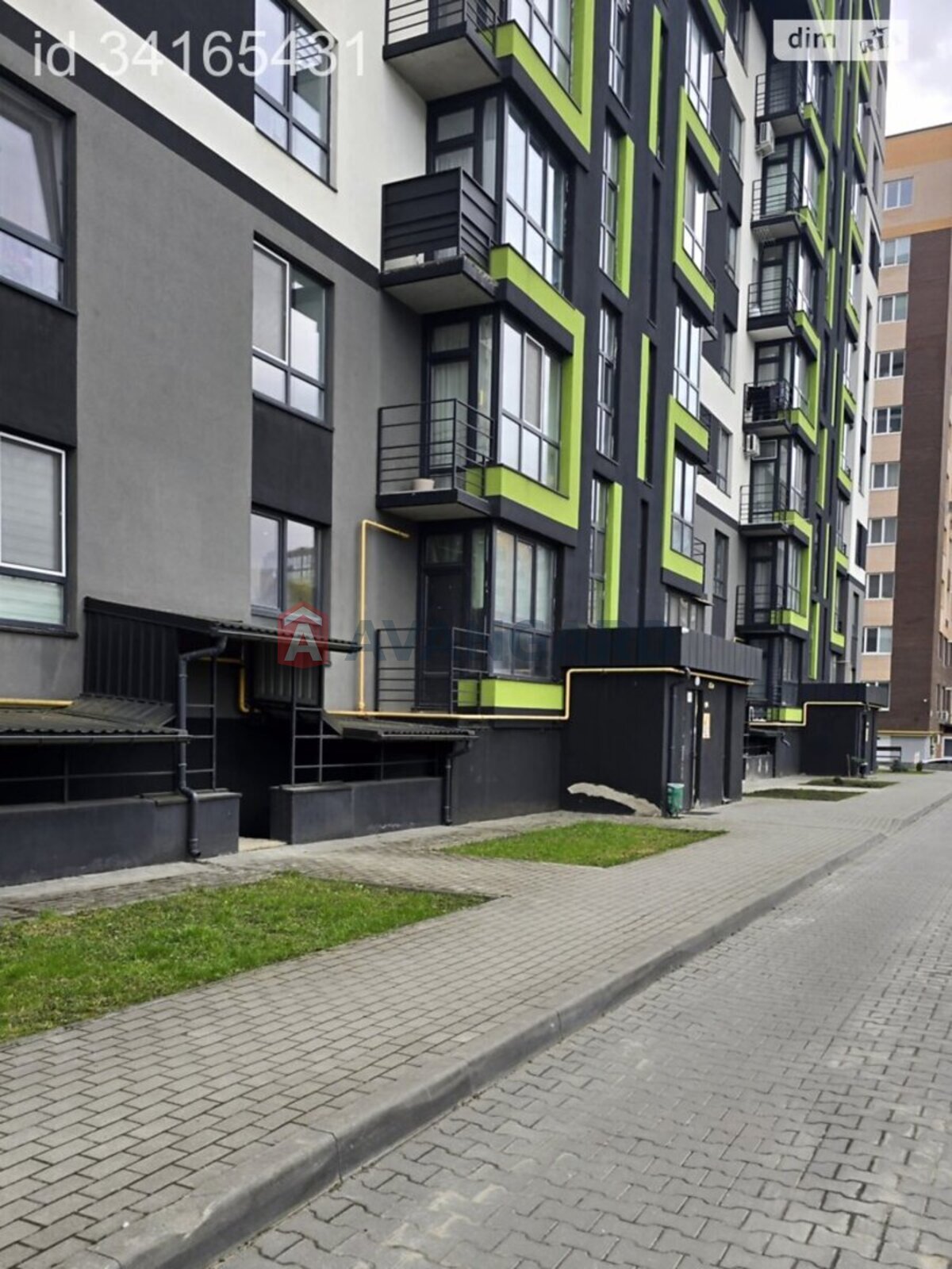 3 ��. ��������, 103/60/18 ��. �., 9/9 ������ ���� 1