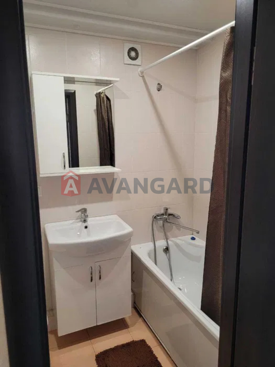 2 ��. ��������, 40/-/5 ��. �., 8/9 ������ ���� 13