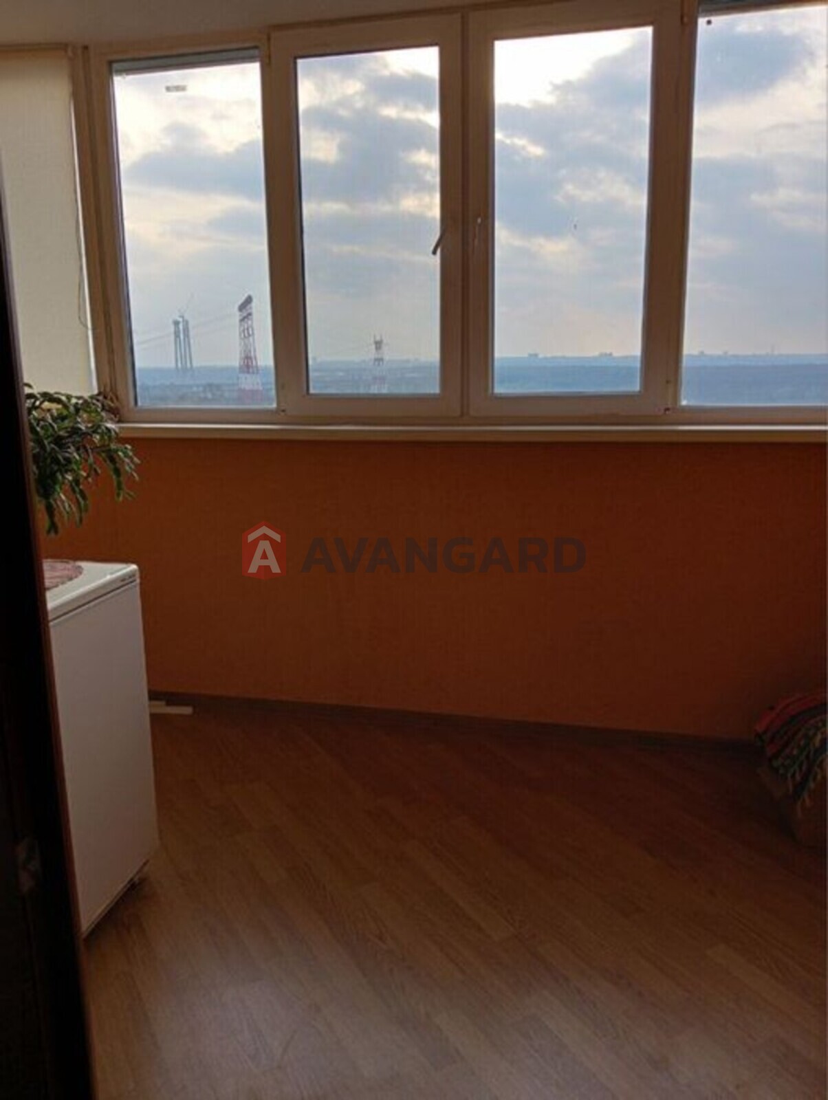 3 ����. ��������, 78/-/15 ��. �., 6/9 ���� ���� 6