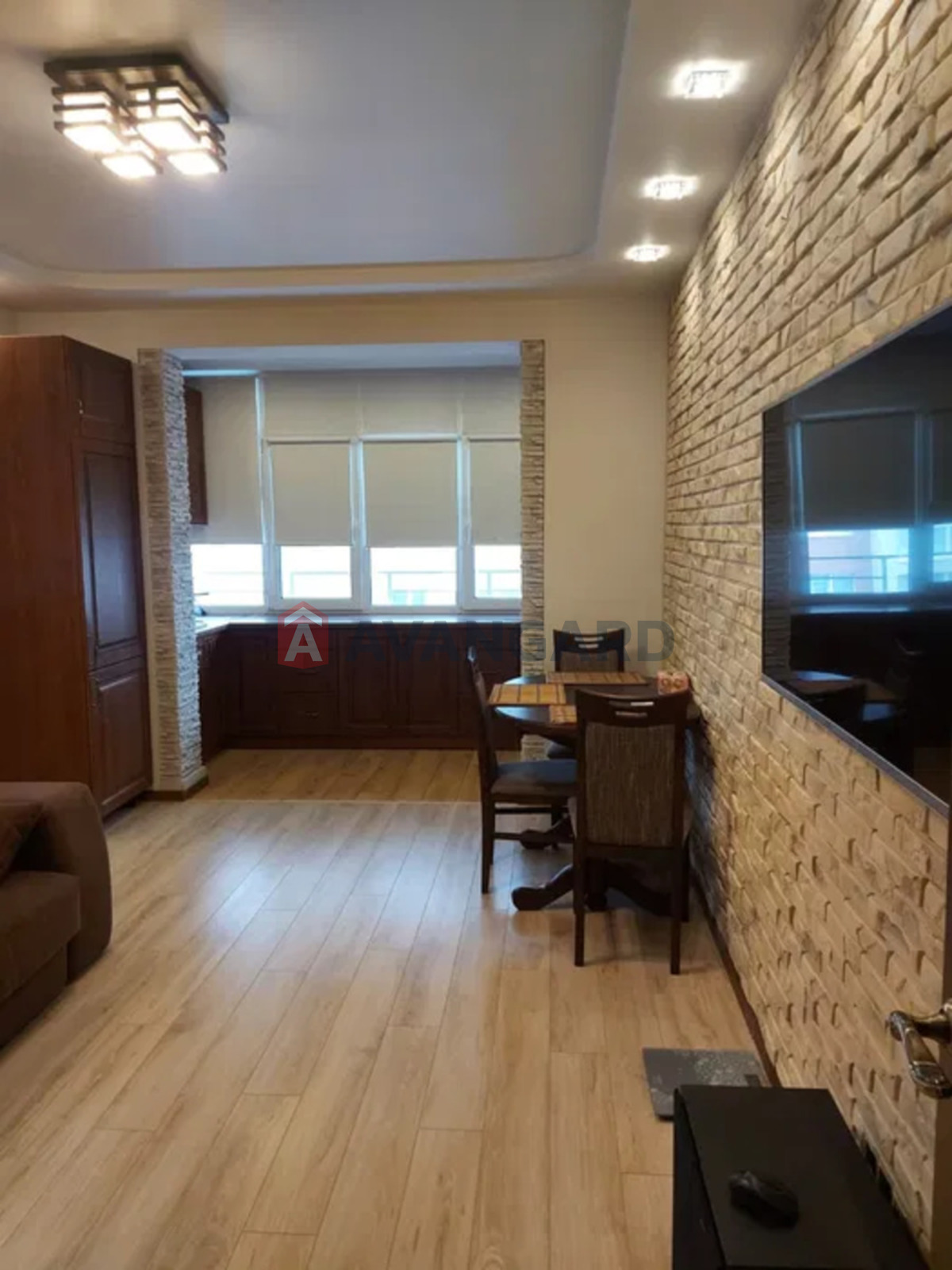 1 ��. ��������, 50/-/21 ��. �., 21/25 ������ ���� 1