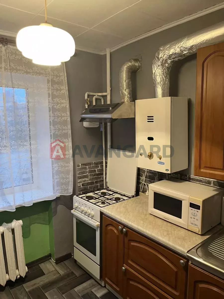 2 ��. ��������, 43/-/6 ��. �., 3/5 ������ ���� 1