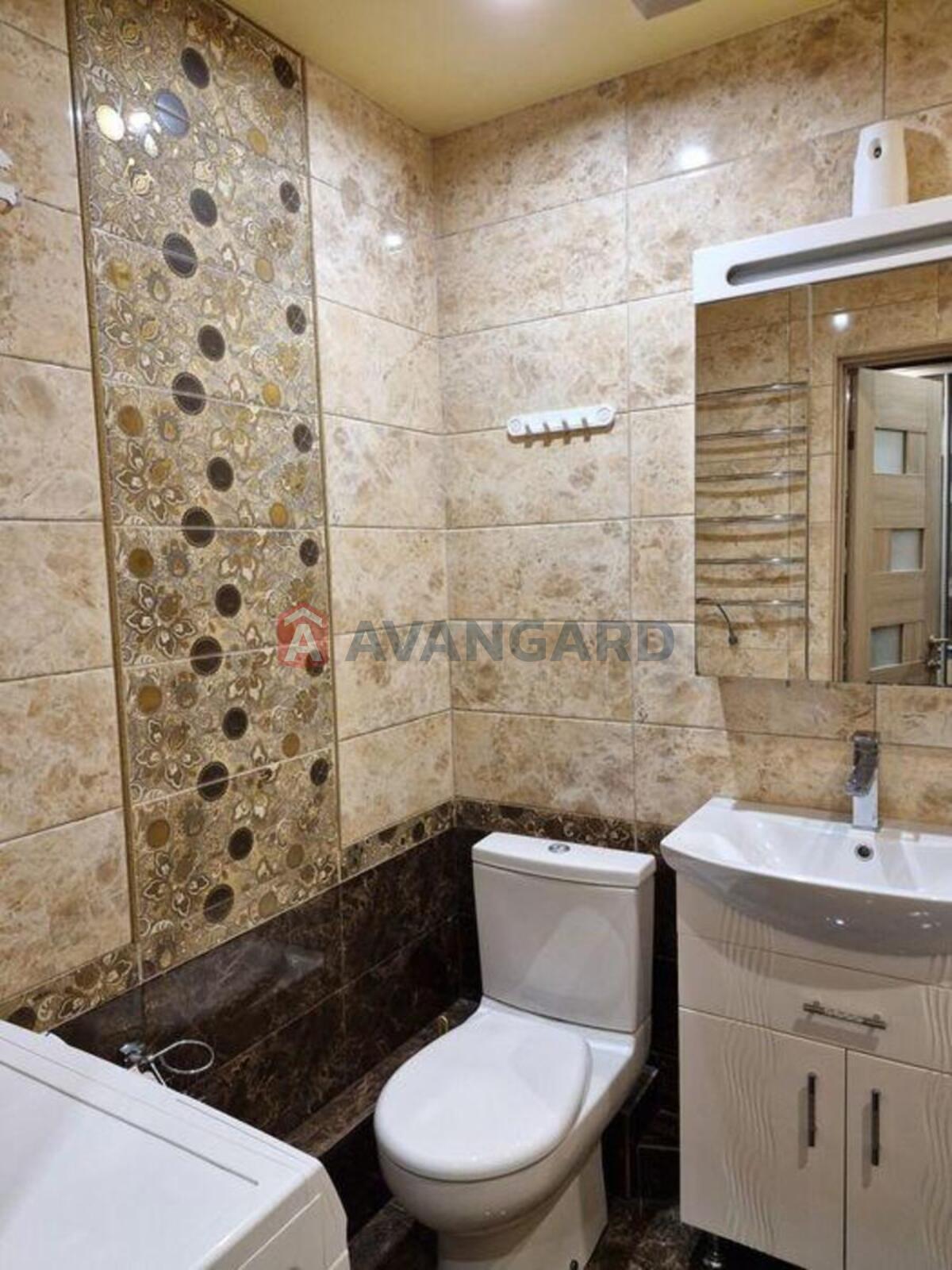 1 ��. ��������, 38/-/13 ��. �., 9/11 ������ ���� 6