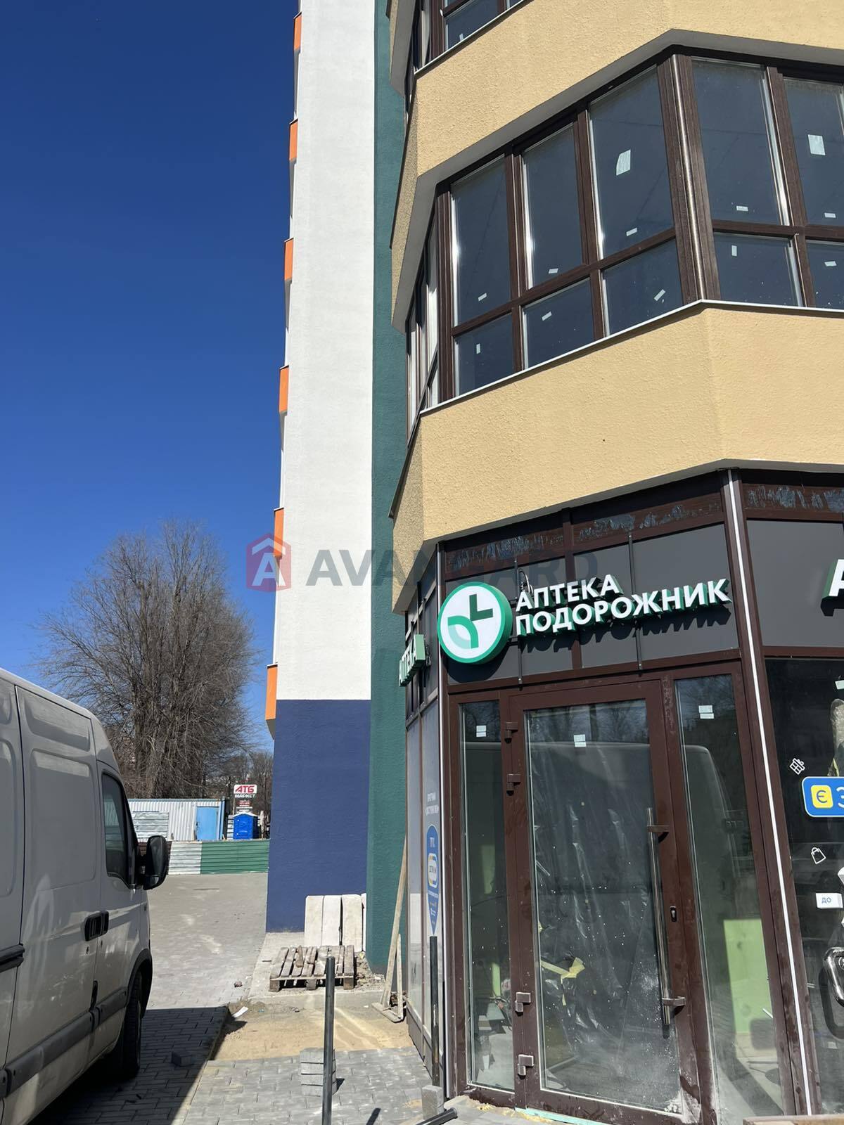 3 ��. ��������, 103/45/11 ��. �., 4/10 ������ ���� 14