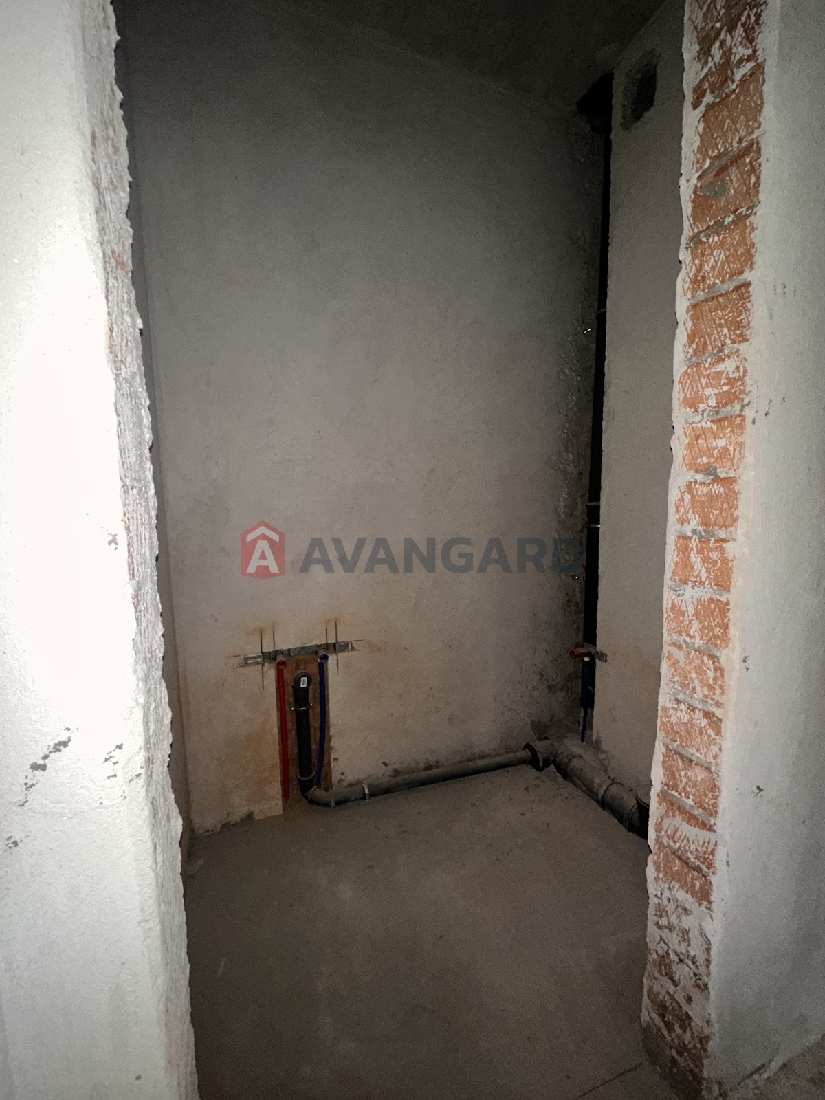 2 ����. ��������, 67,3/13,1/35,1 ��. �., 4/24 ���� ���� 10