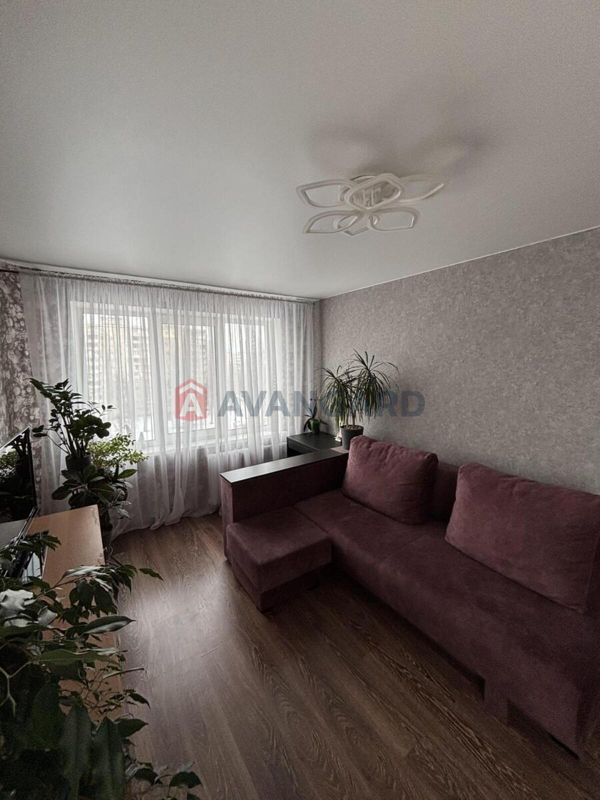 3 ����. ��������, 75/45/9 ��. �., 8/9 ���� ���� 5