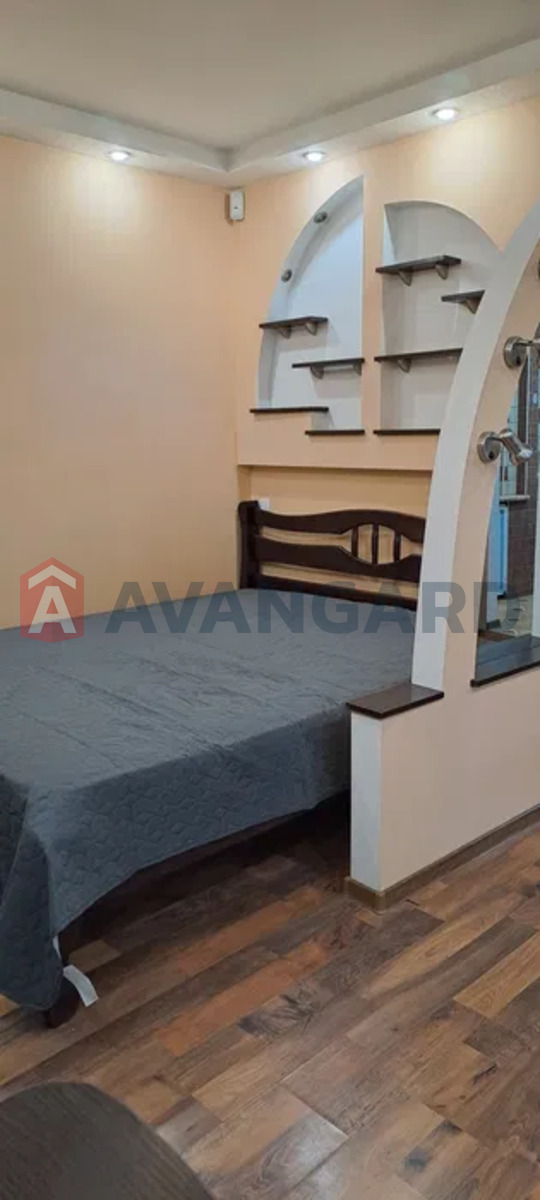 1 . , 28/-/4 . ., 2/9   1