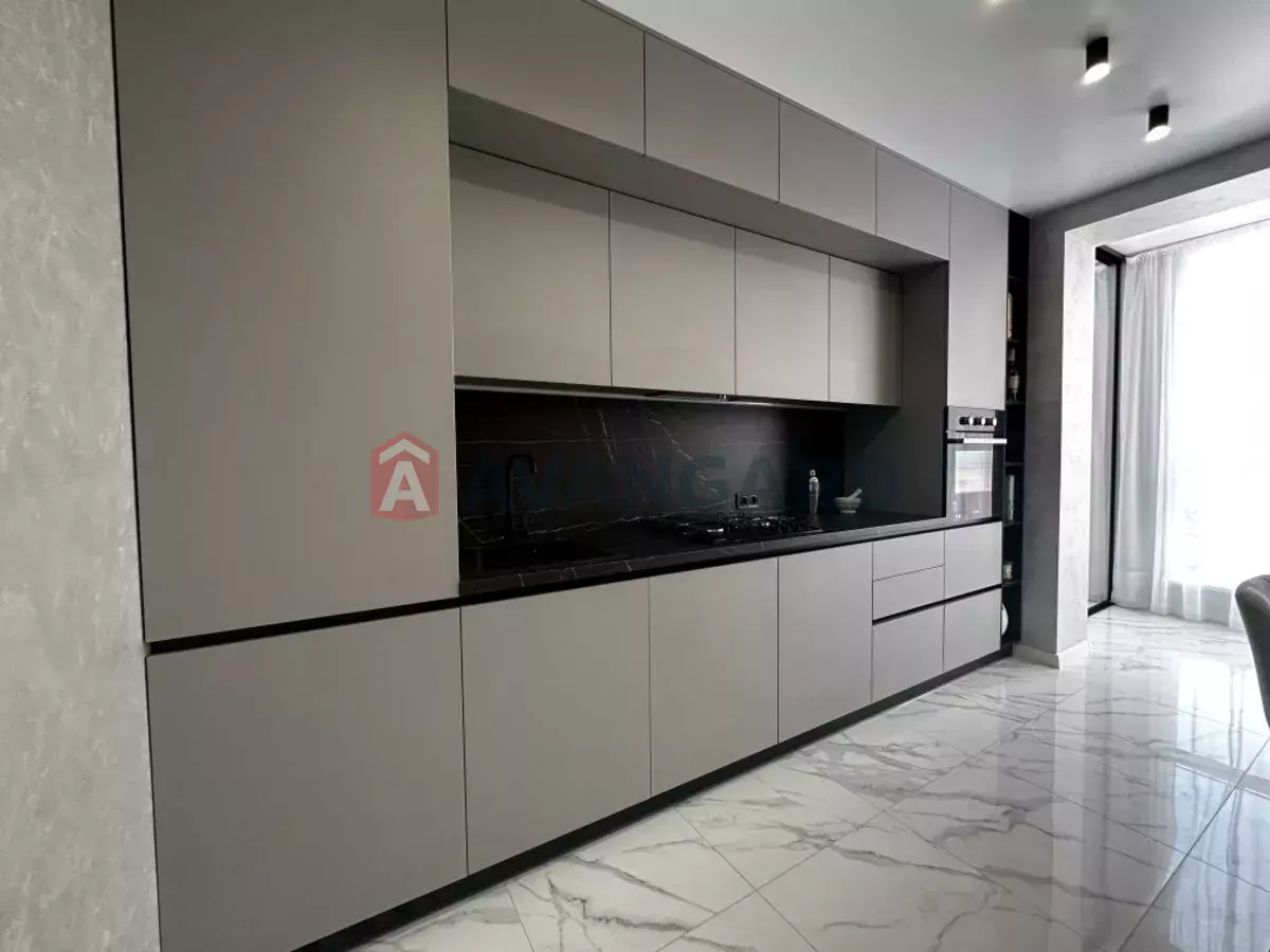 2 ��. ��������, 46/-/15 ��. �., 8/10 ������ ���� 8