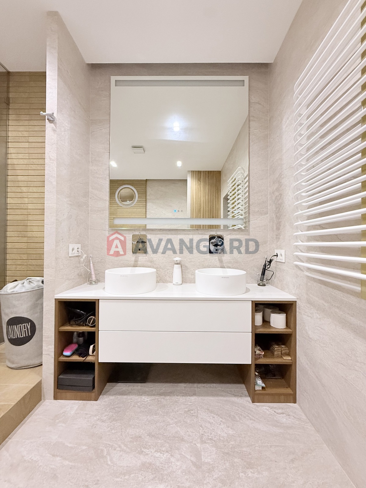 2 ����. ��������, 94,8/-/28,6 ��. �., 9/25 ���� ���� 13