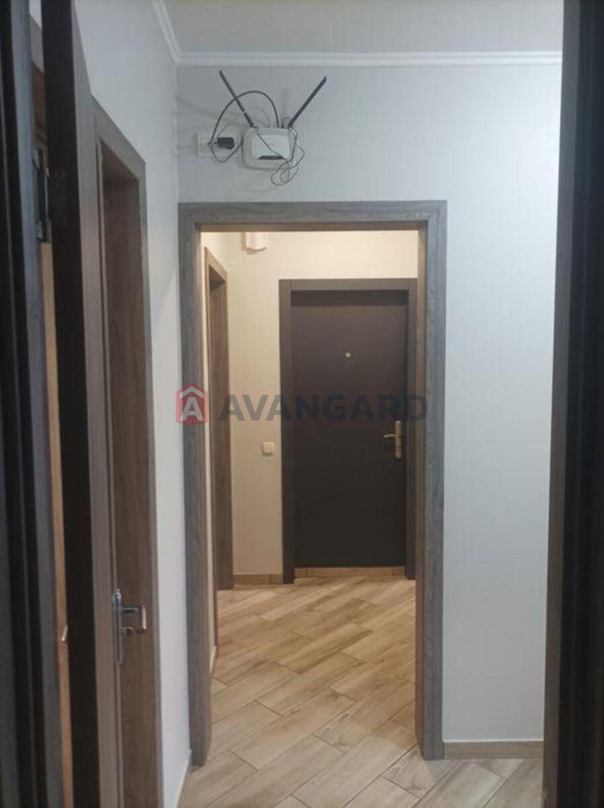 2 ��. ��������, 63/-/4 ��. �., 8/22 ������ ���� 5