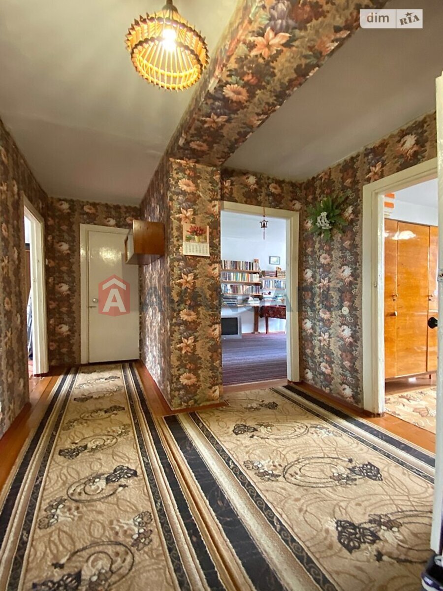 3 ��. ��������, 65/39/8 ��. �., 4/5 ������ ���� 10