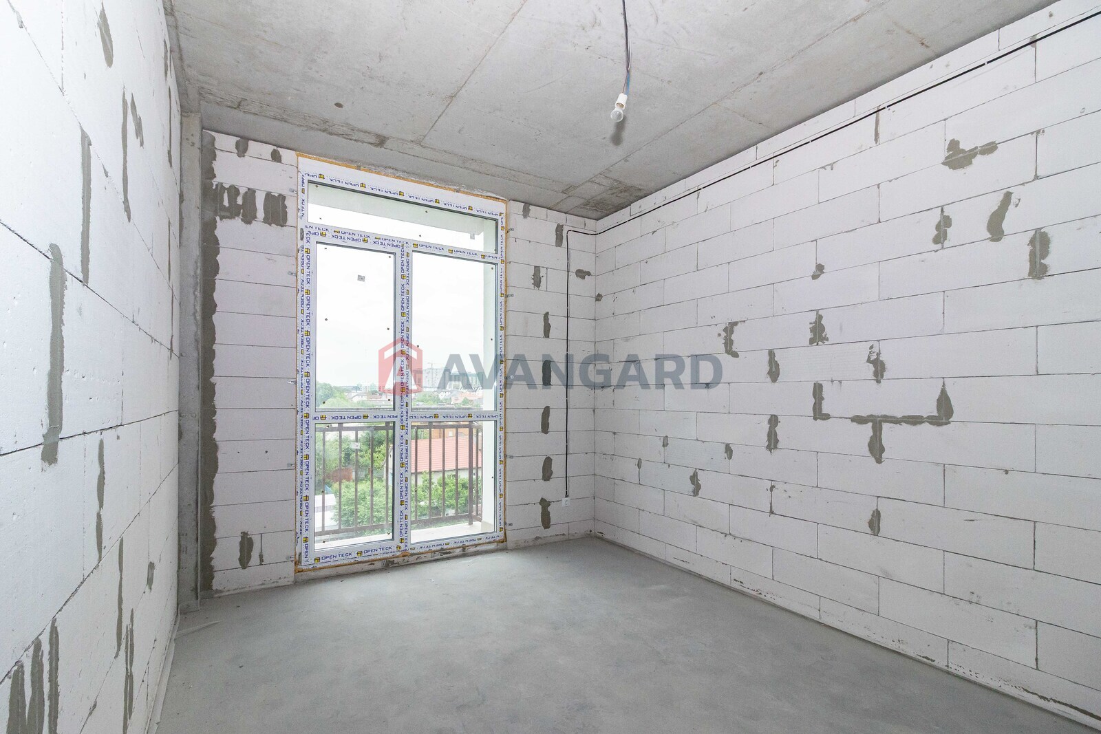 2 ����. ��������, 70.2/33.1/15 ��. �., 4/6 ���� ���� 18