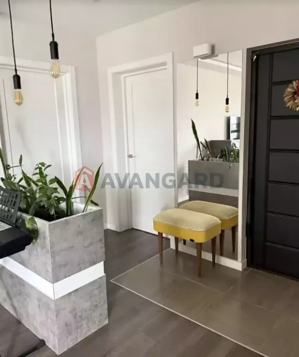 3 . , 70/49/7 . ., 9/9   5