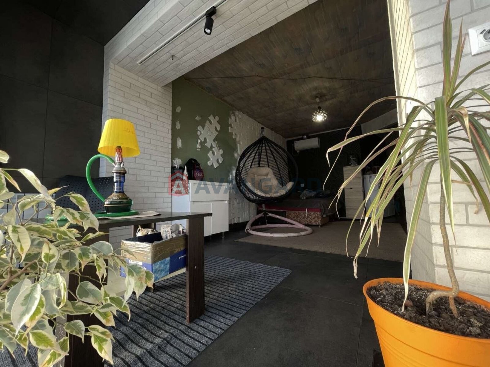 3 ��. ��������, 66/42/10 ��. �., 4/12 ������ ���� 11